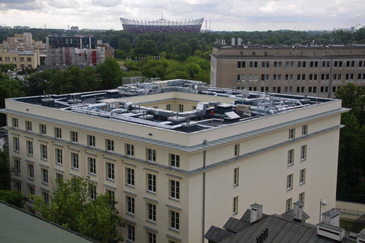 ワルシャワ Dom Pomocy Studentomホステル エクステリア 写真